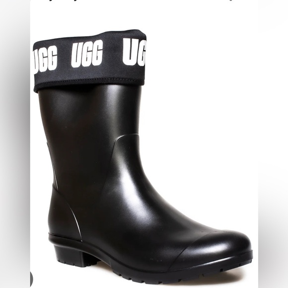 UGG Sienna Matte Graphic Black Rain Boots w/ White Graphics on Folding Size 6 - Picture 1 of 5
